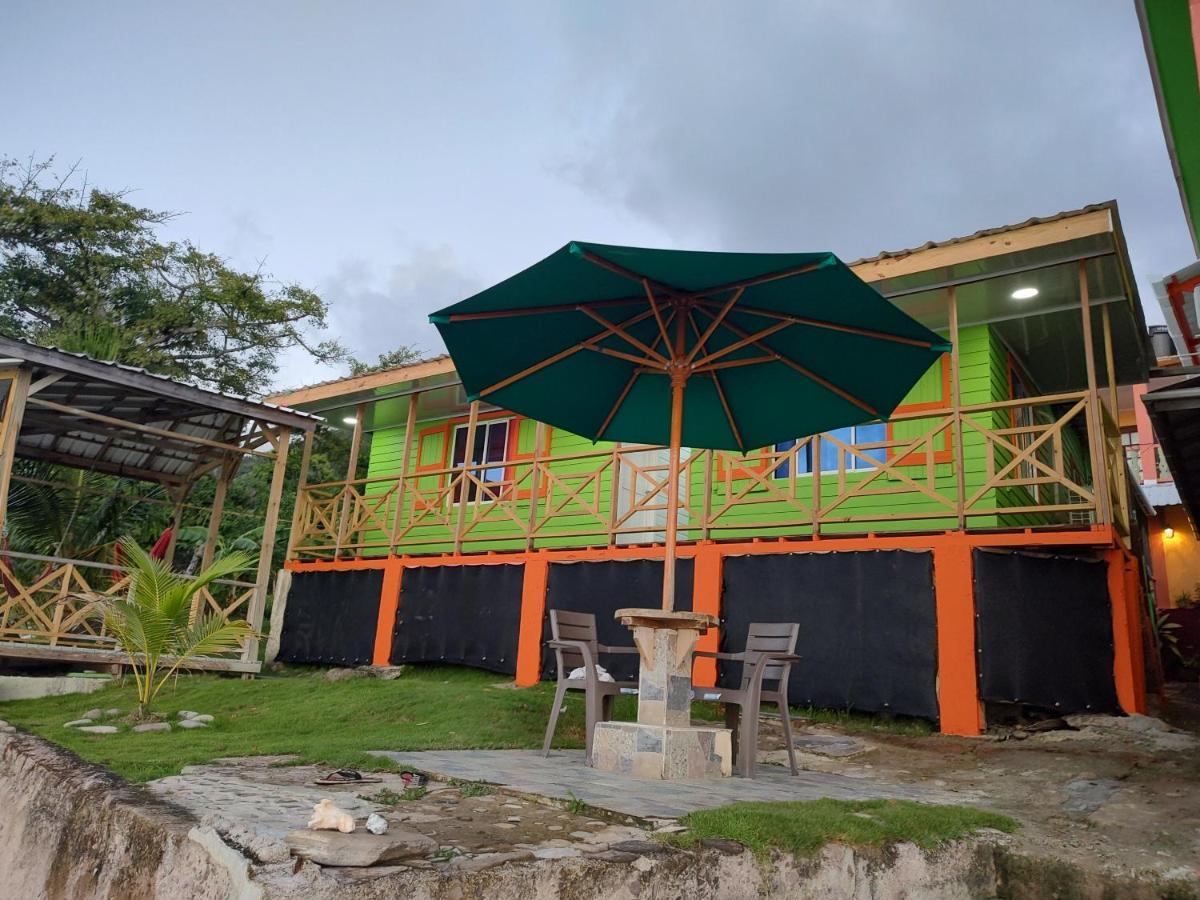 Cabanas Mister Mac Fresh Water Bay ภายนอก รูปภาพ