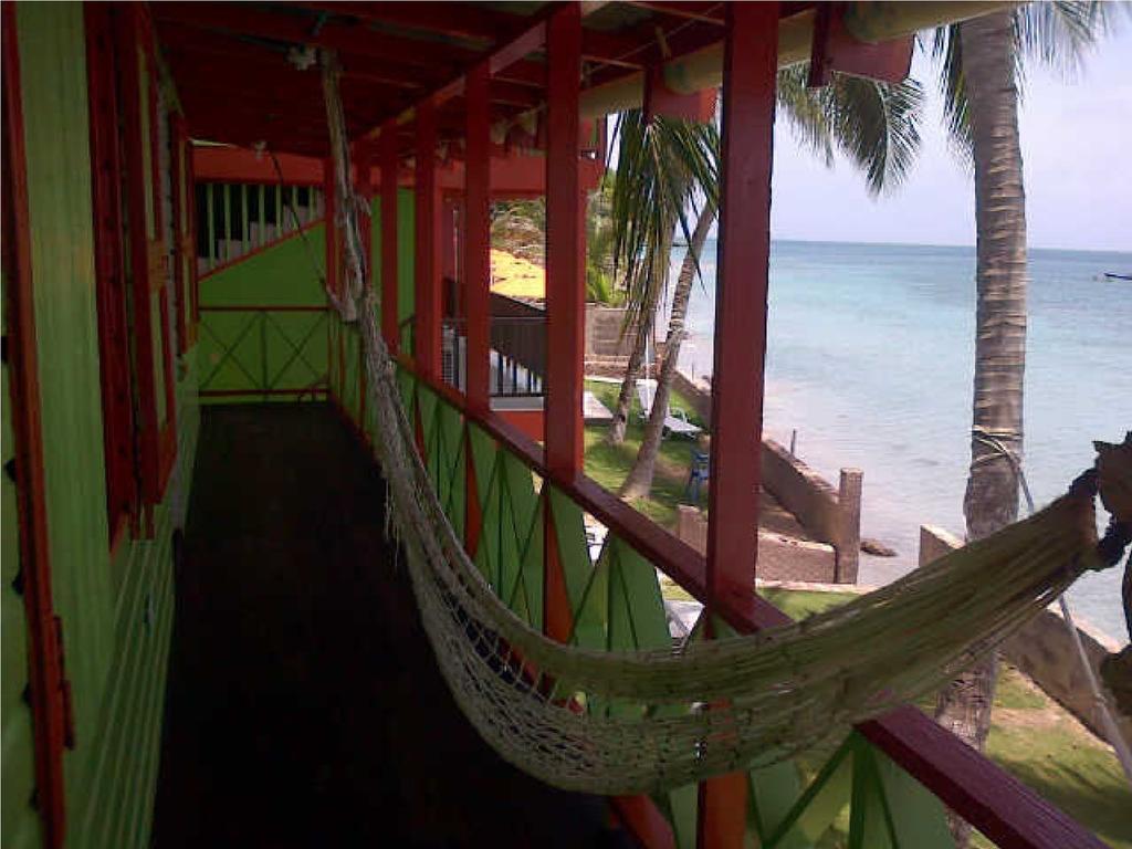 Cabanas Mister Mac Fresh Water Bay ภายนอก รูปภาพ