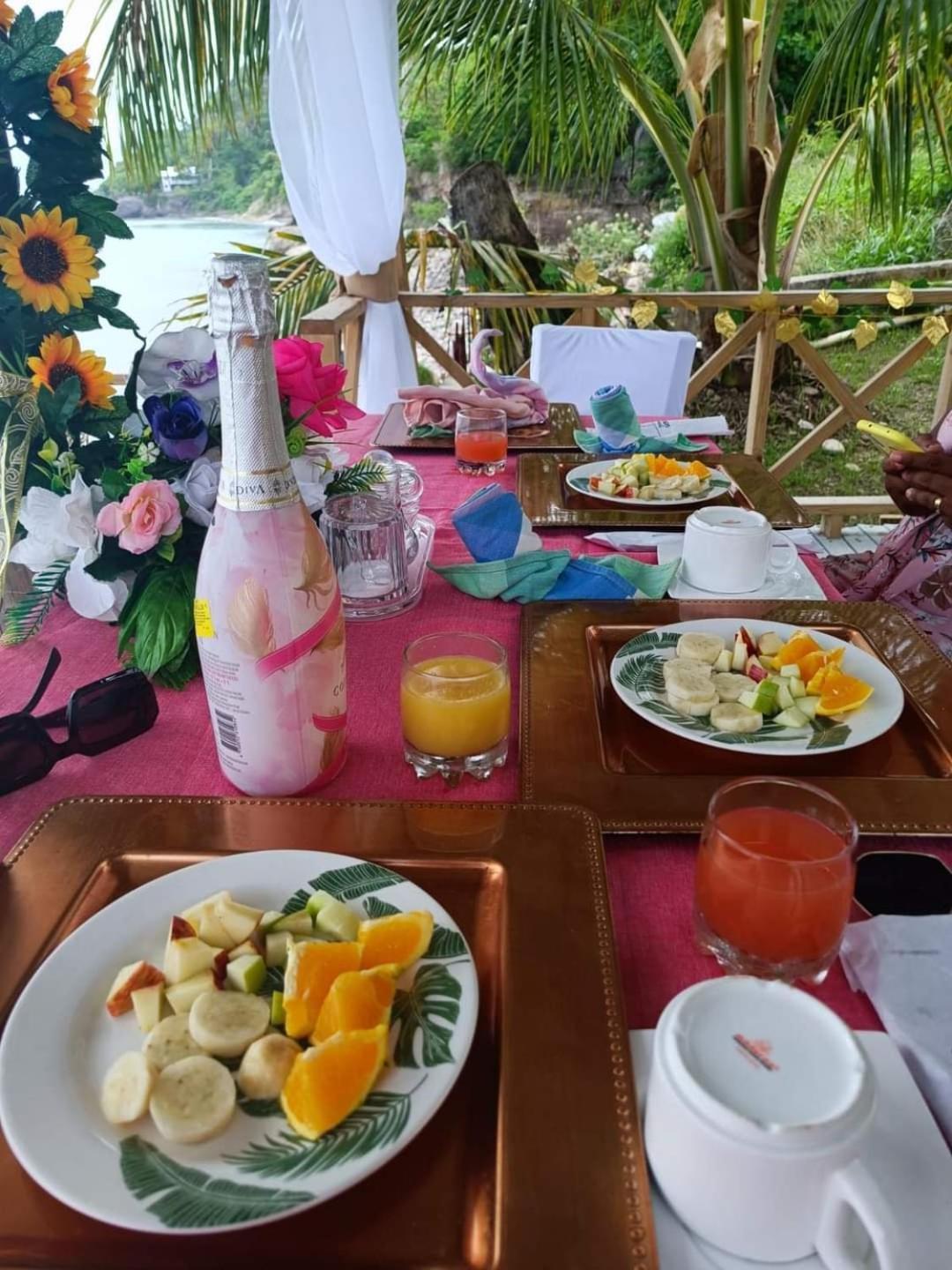 Cabanas Mister Mac Fresh Water Bay ภายนอก รูปภาพ